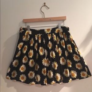 Black skirt with Sunflowers